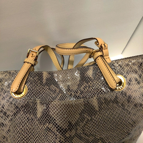 *SOLD*MICHAEL KORS Embossed Snakeskin Purse - Picture 8 of 10